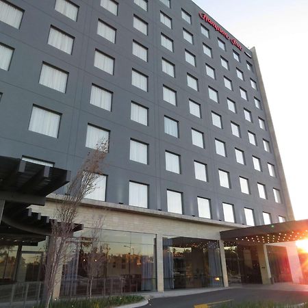 סלאיה Hampton Inn By Hilton Celaya מראה חיצוני תמונה
