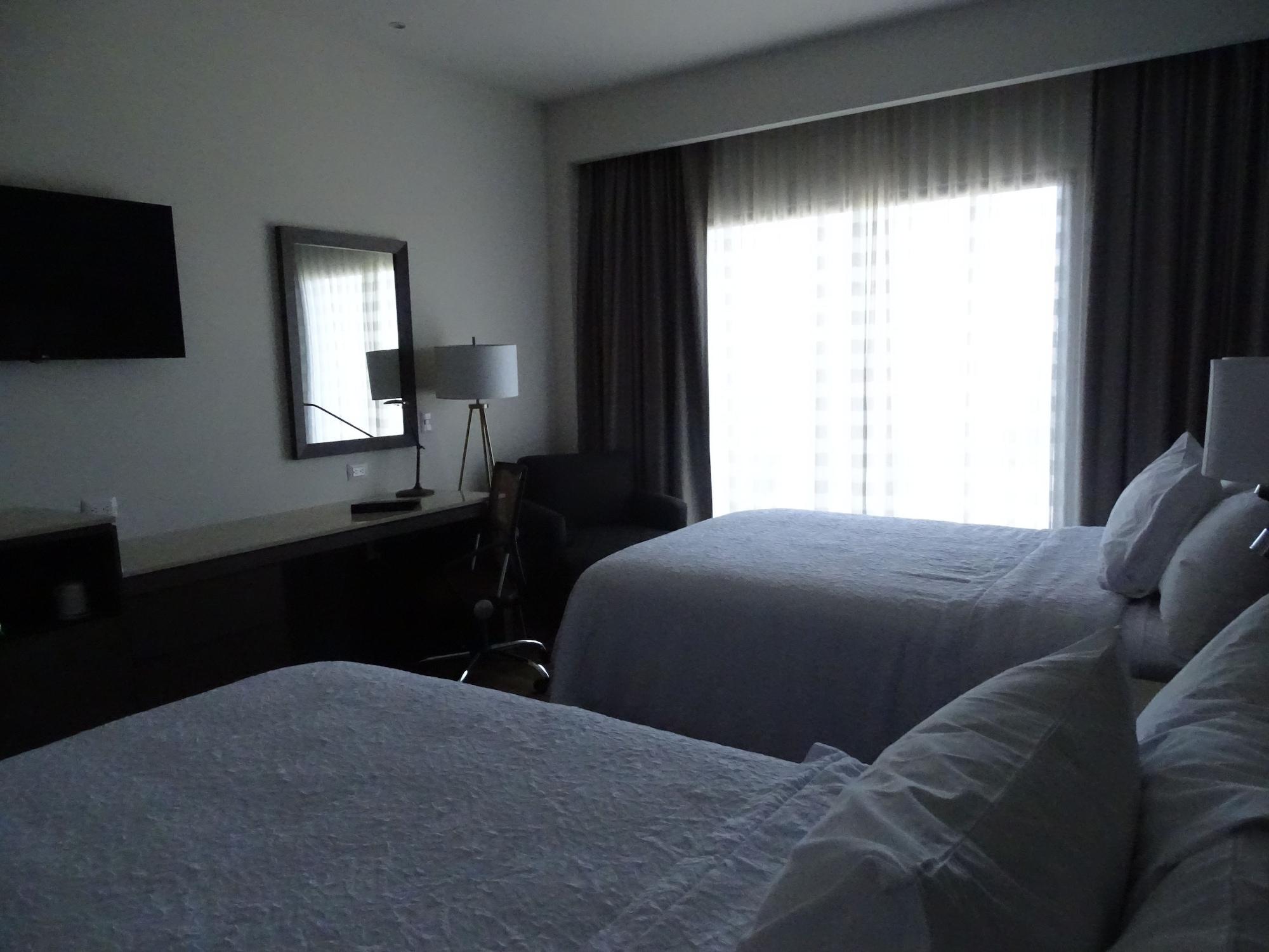 סלאיה Hampton Inn By Hilton Celaya מראה חיצוני תמונה