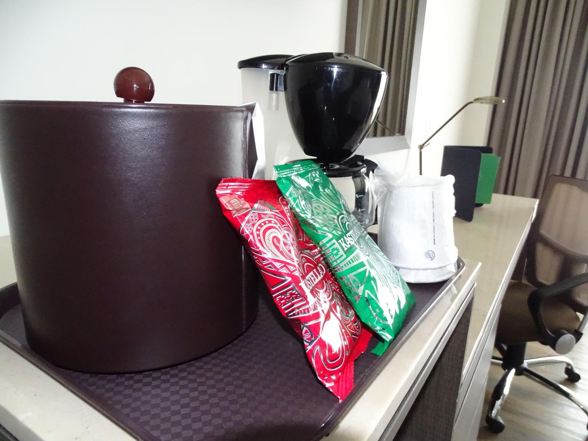 סלאיה Hampton Inn By Hilton Celaya מראה חיצוני תמונה