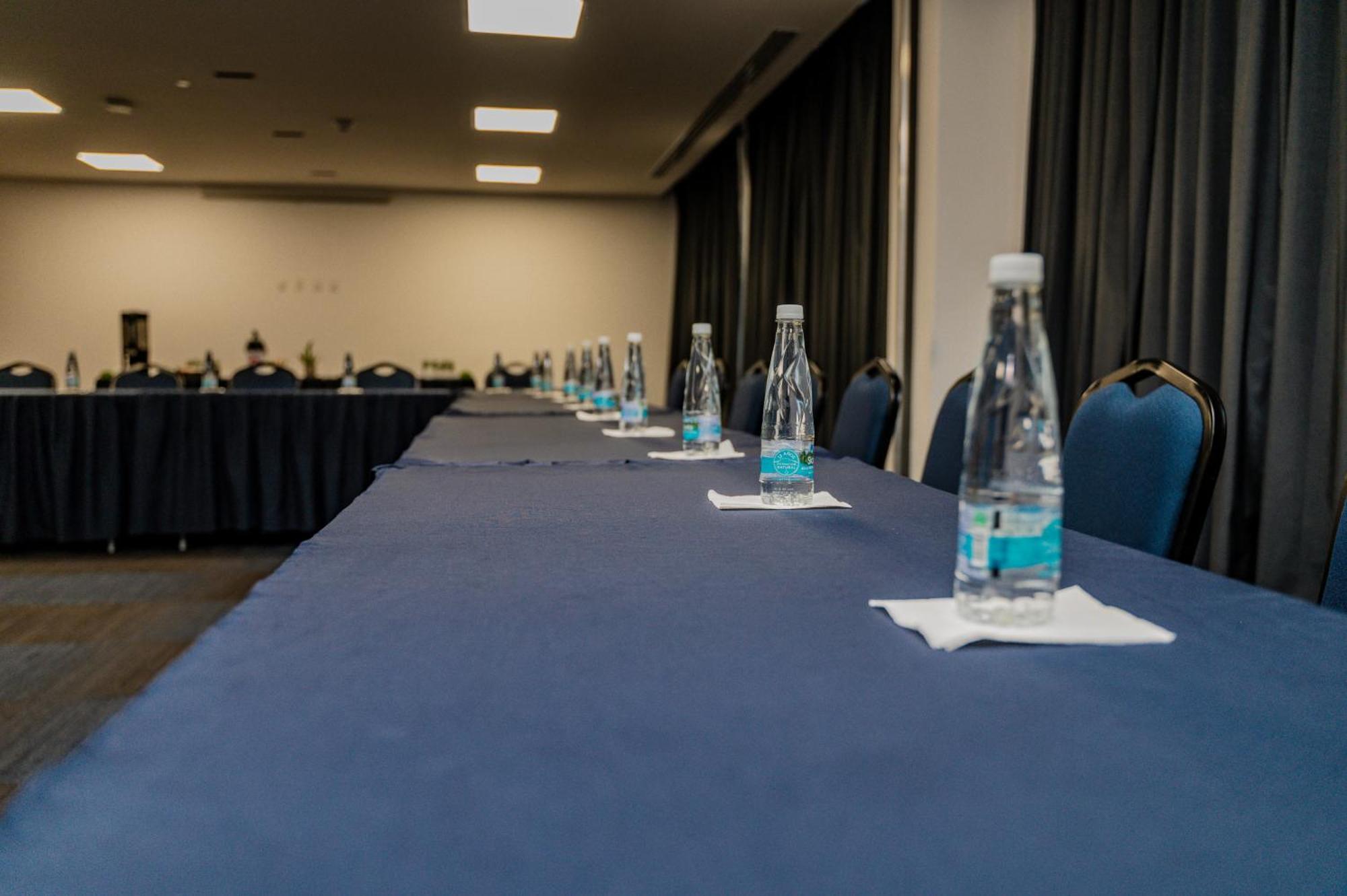 סלאיה Hampton Inn By Hilton Celaya מראה חיצוני תמונה