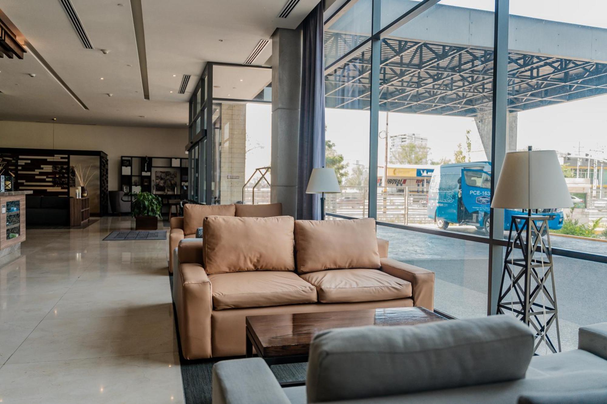סלאיה Hampton Inn By Hilton Celaya מראה חיצוני תמונה