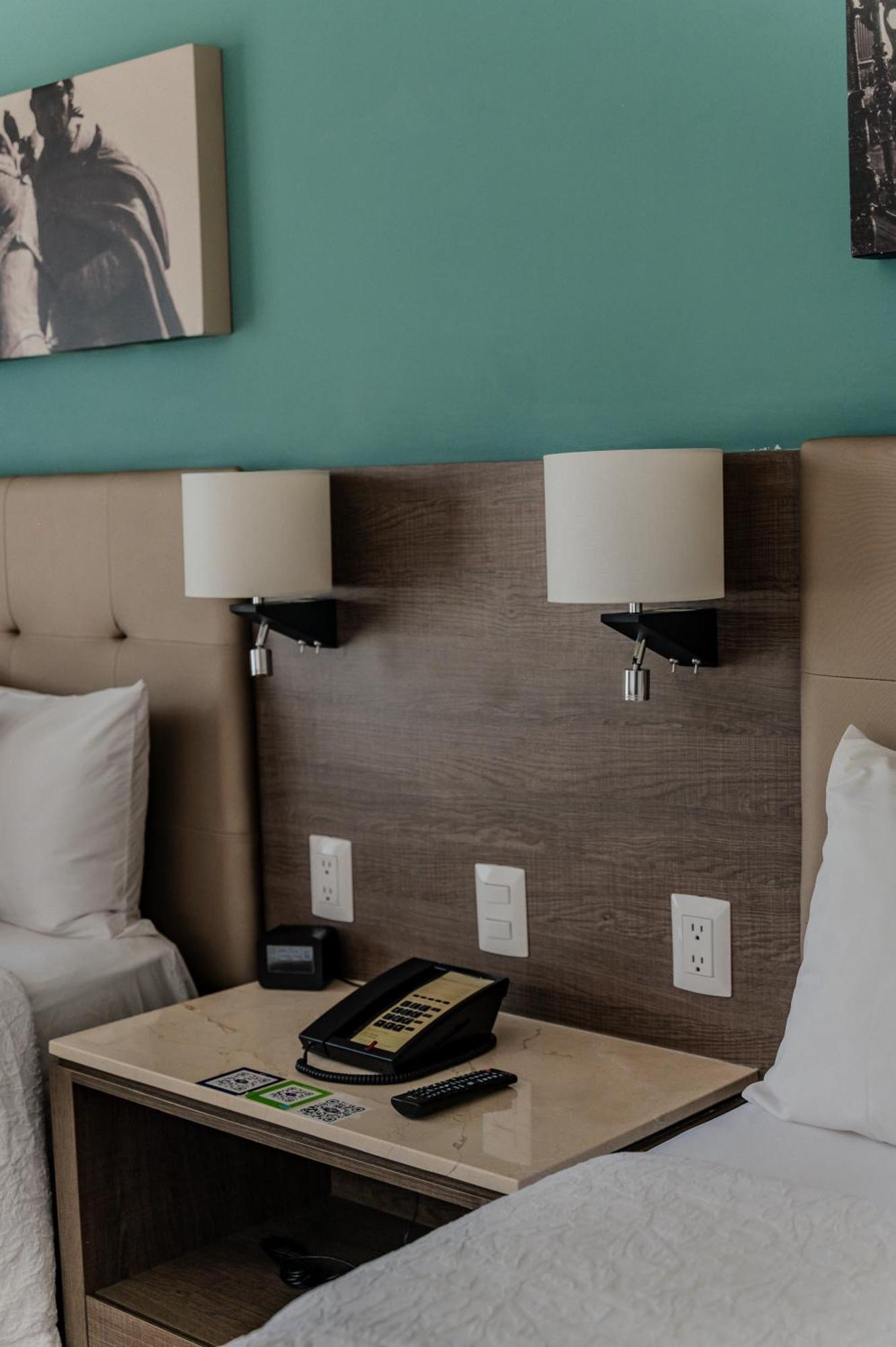 סלאיה Hampton Inn By Hilton Celaya מראה חיצוני תמונה